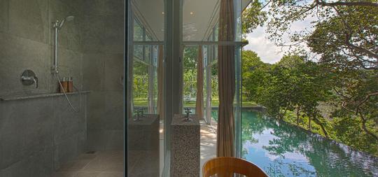 Kuang one bedroom pool villa bathroom